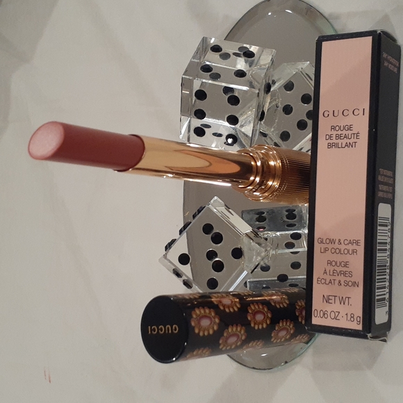 Gucci glow&care lip.color - Picture 2 of 3